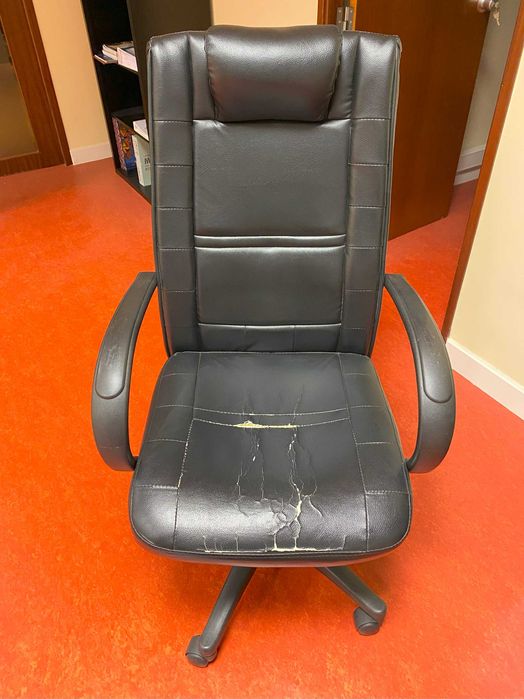 Cadeira de escritório com ajuste de altura