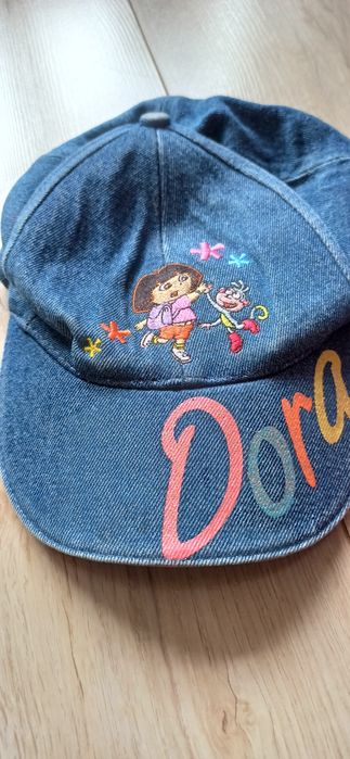 Zestaw czapeczek r. 50,3-4l + kapelusz gratis