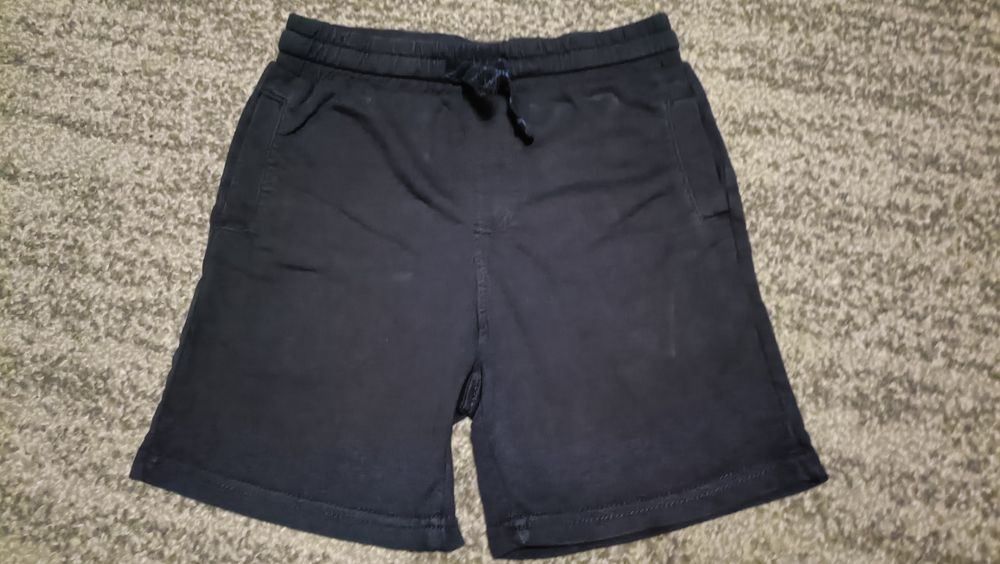 4 x Spodenki rozm. 122