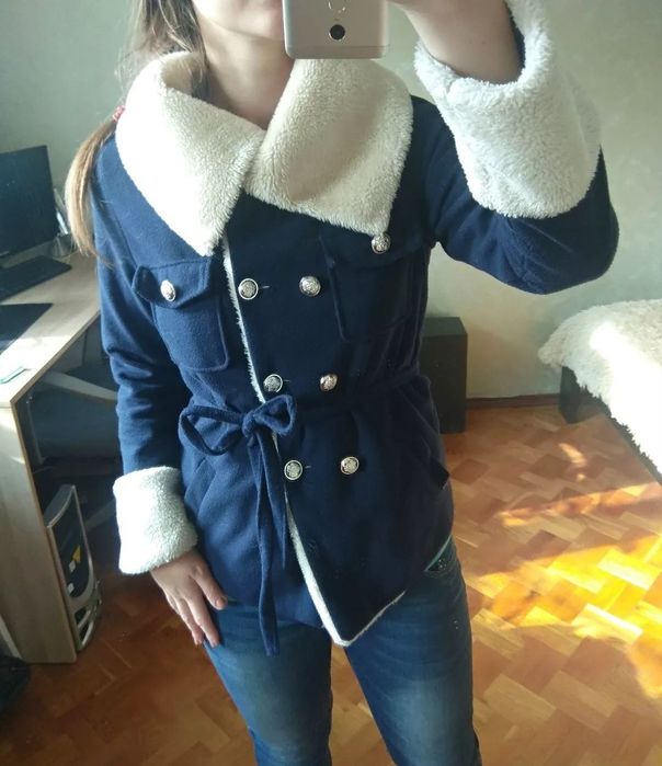 Курточка демисезонна