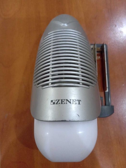 Ионный очиститель воздуха с подсветкой ZENET XJ-202