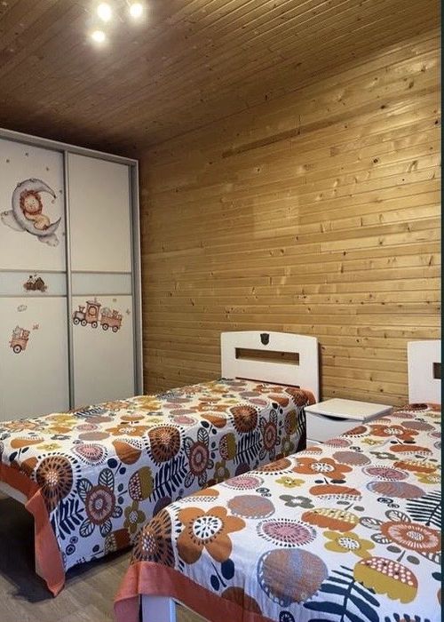 Здається у подобову або довгострокову аренду заміський будинок