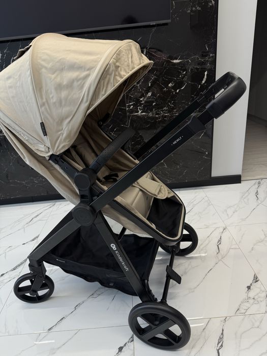 KINDERKRAFT - Комбінована коляска 3в1 NEWLY