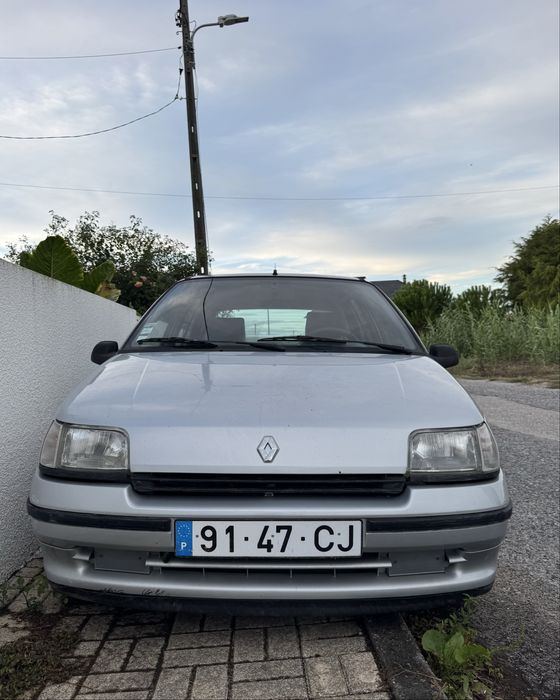 Renault Clio 1.2 Gasolina – Económico e Fiável
