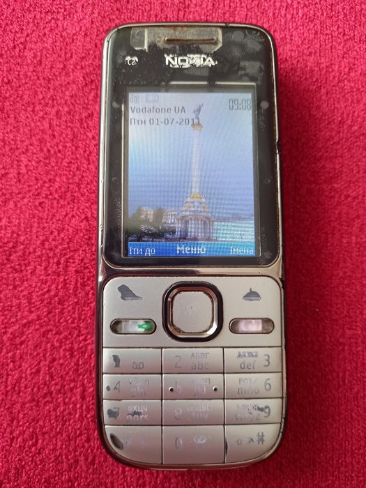 Кнопочный телефон Nokiac2-01