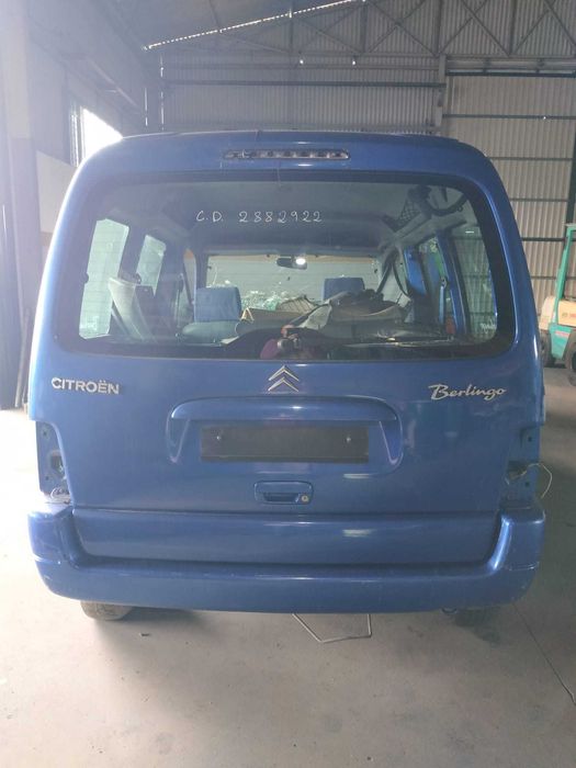 Portas Renault Kango de 2000  Berlingo de 1997 e Ford Corrier de 1996