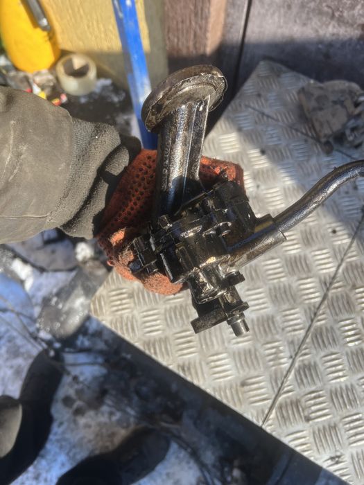 Насос масленный 2.3 вольво 940 volvo 940