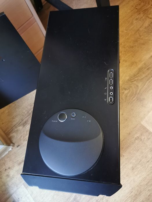 Komputer PC Intel Xeon E3-1225 v2 / AS Rock P75 Pro3 / 12GB RAM DDR3