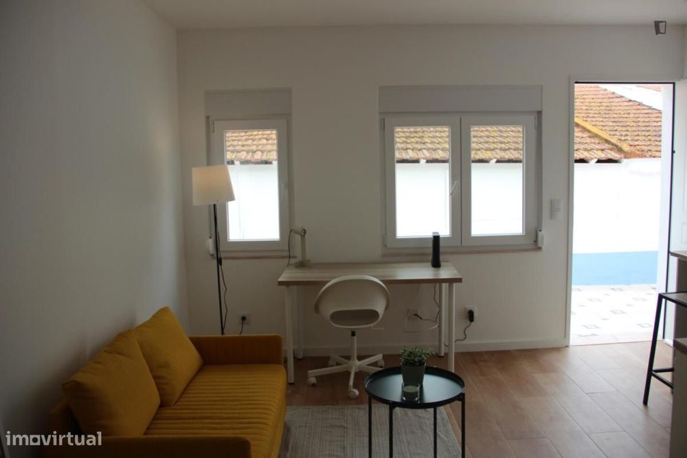 Estúdio - localizado em Carcavelos Lisbon
