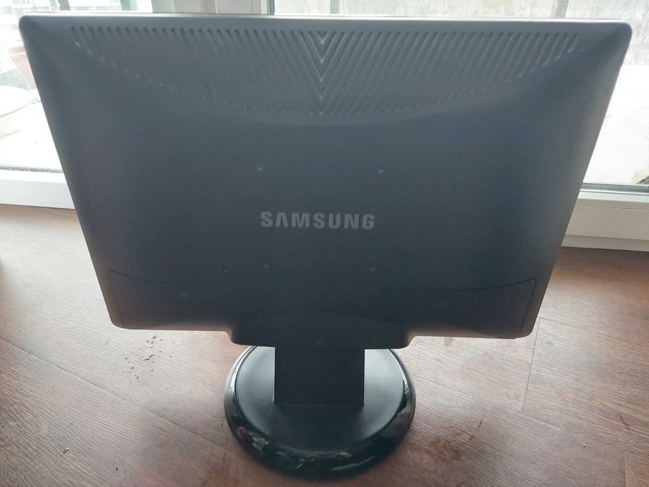 Монітор 20" Samsung 206BW Чорний (Потребує ремонту)