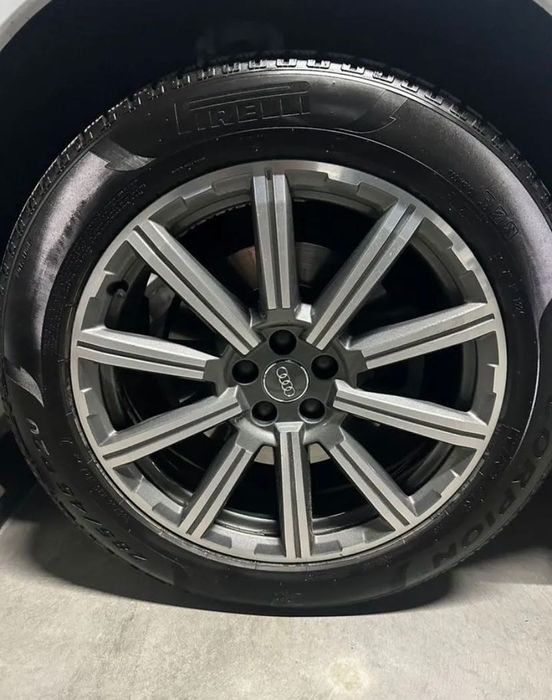 Audi Q7 2018 року