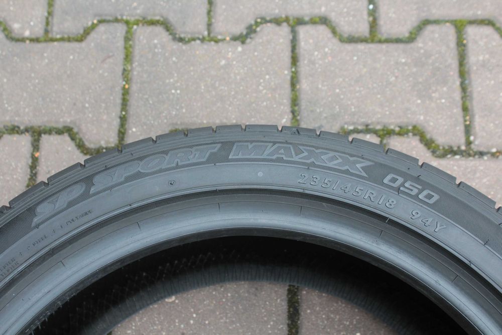 235 45 R18 Dunlop SP Sport Maxx 05