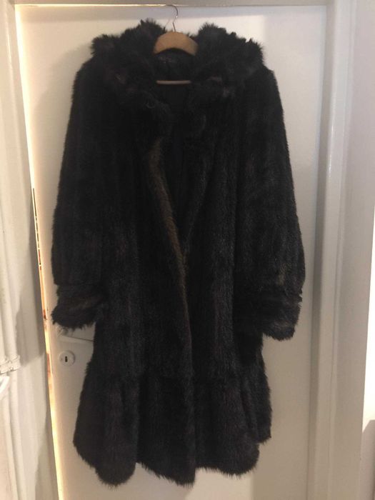Piękne włoskie futro damskie