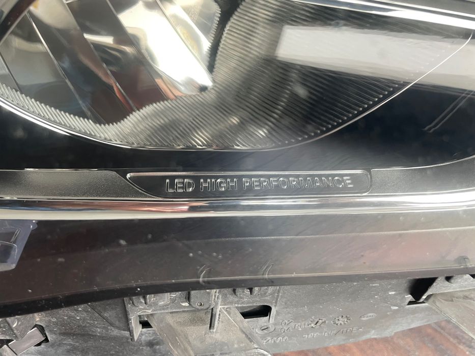 Reflektor lampa Mercedes Gla h247 USA led high performance