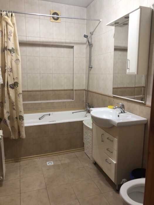 Оренда 2-о кімнатної квартири у центрі Харкова - можливо з гаражем...