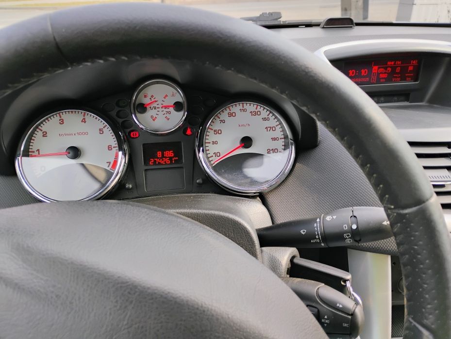 Sprzedam  samochód.