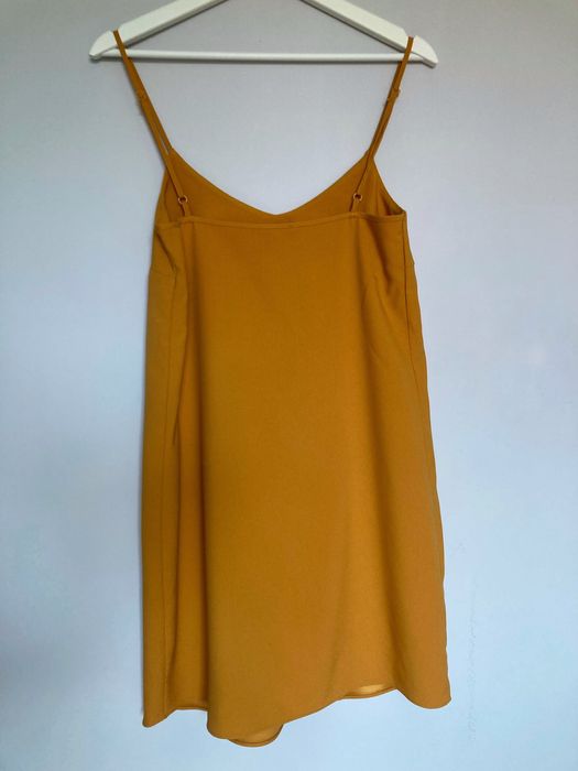 Sukienka musztardowa żółta na ramiączka