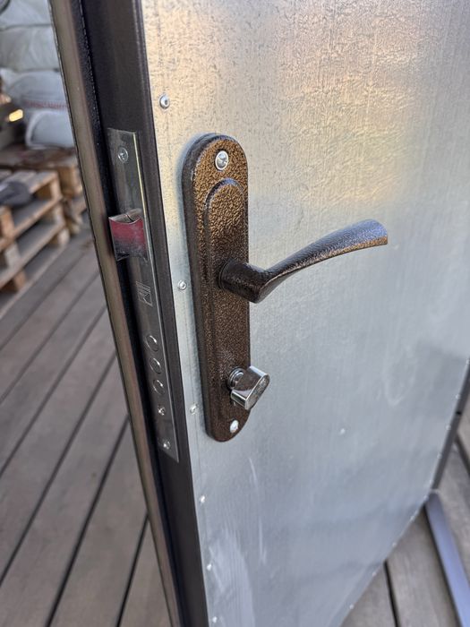 Дверві технічні, нові