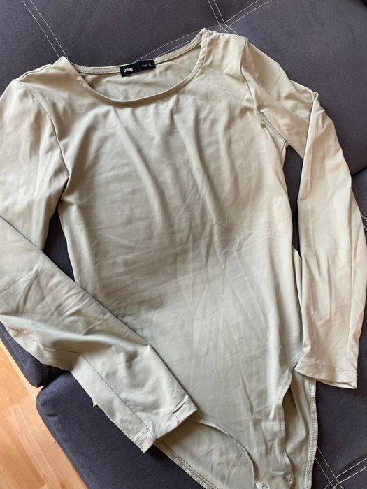 Боді на заклепках