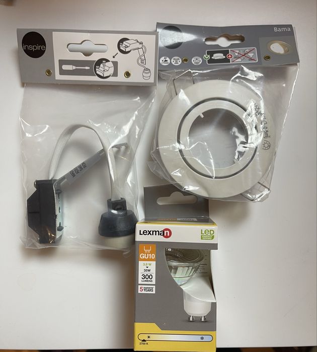 Vendo 8 aros de encastre com as lampadas