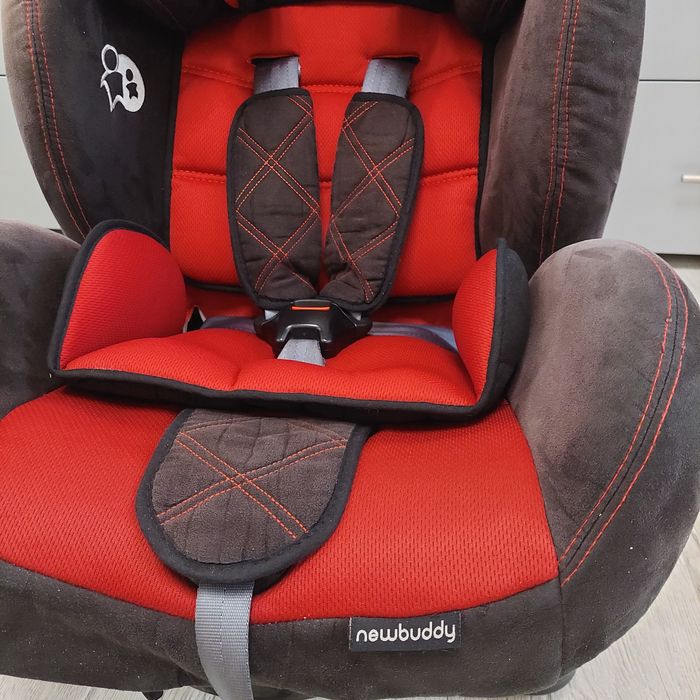 Автокресло Newbuddy Snug