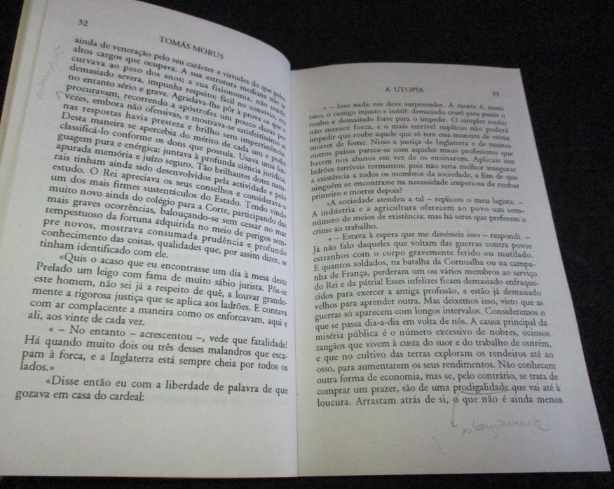 Livro A Utopia Tomás Morus (Thomas More)