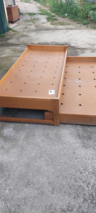 Cama de solteiro  gavetao