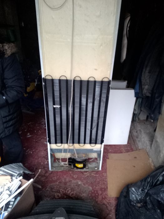 На запчасти холодильник