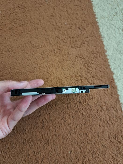 Gravador de DVD Interno Ultra Slim Hitachi-LG GUE1N - SATA