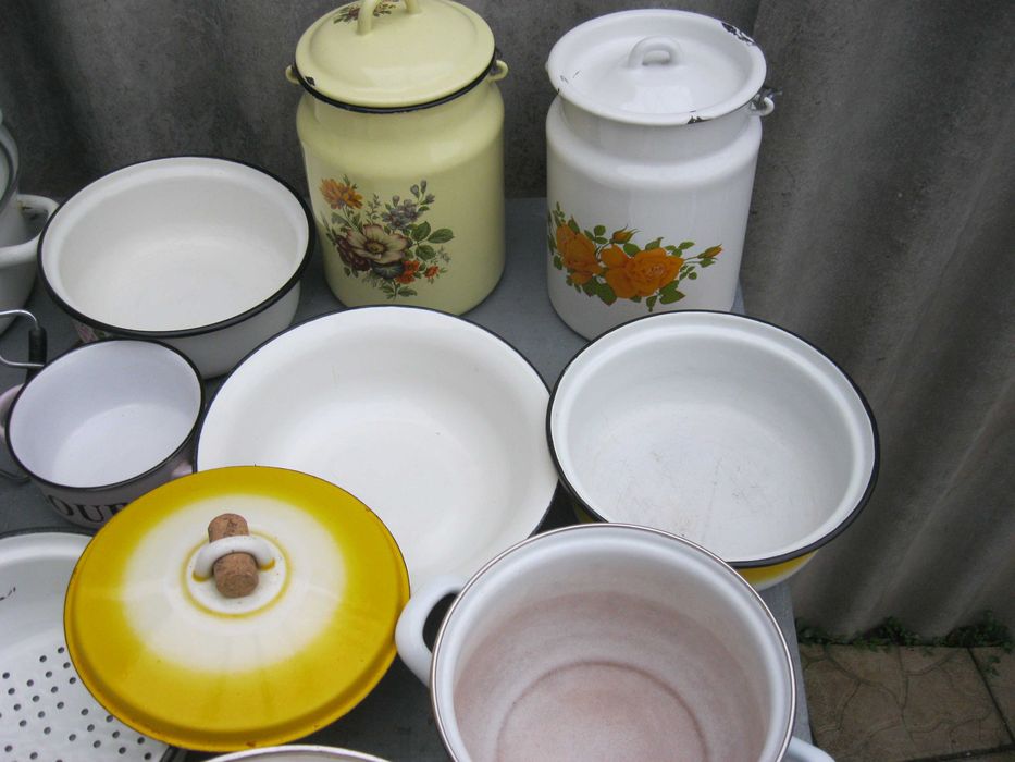 Продам кастрюли эмалированные