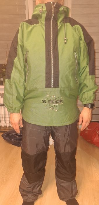 Komplet meski snowboard rozmiar L/Xl Jak nowy