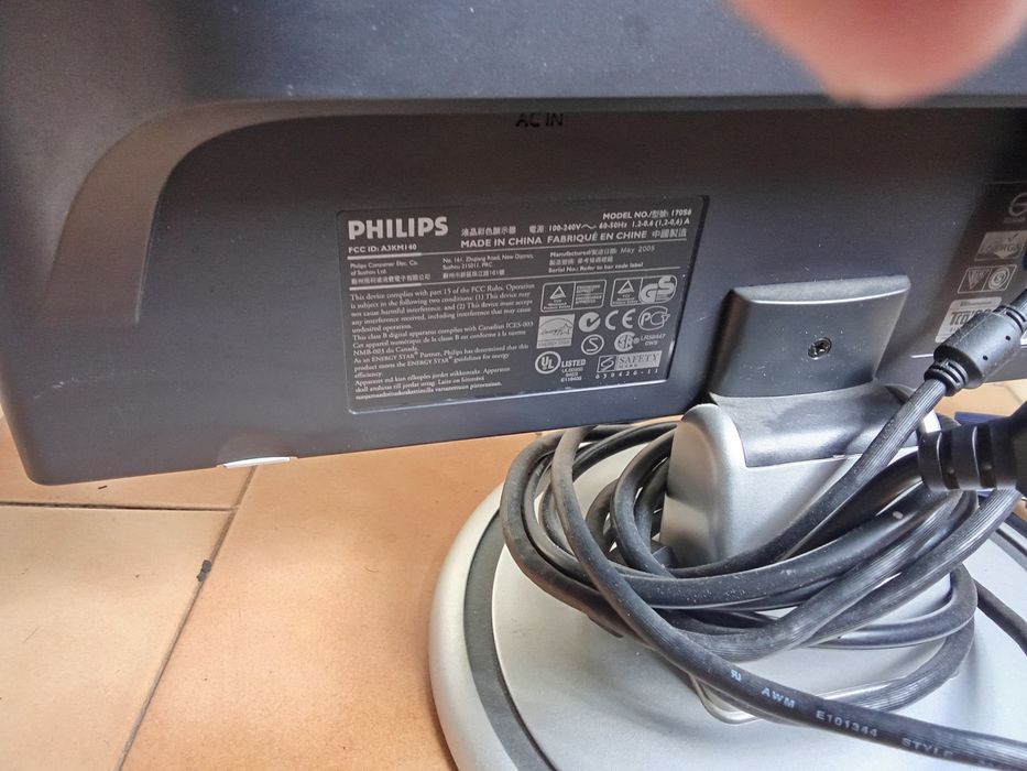 Monitor Philips usado