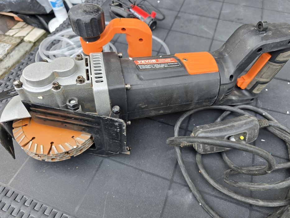 Aluger de máquina de abrir roços