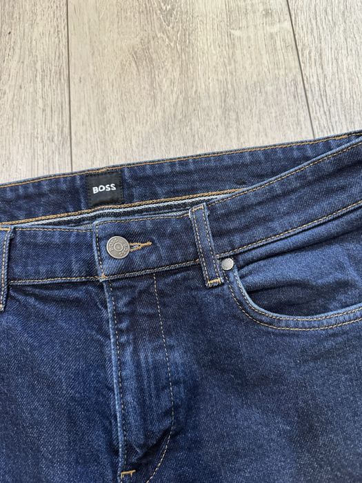 Джинси Hugo Boss