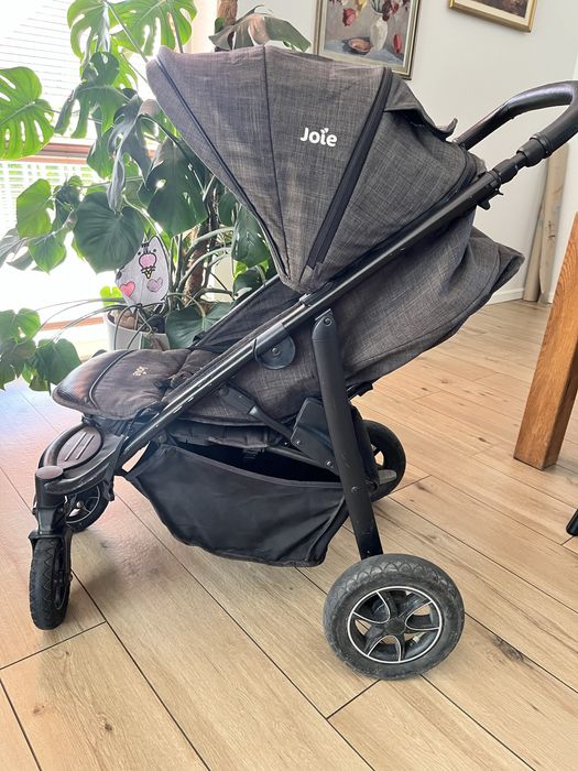 Wózek spacerowy Joie