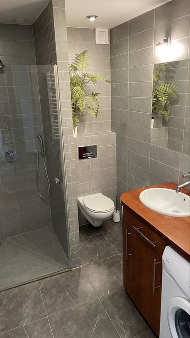 Bardzo duża kawalerka, PIĘKNY widok, 2 miejsca postojowe, 35m2