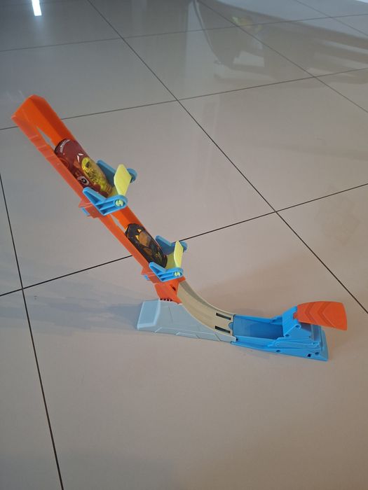 Zestaw Hotwheels