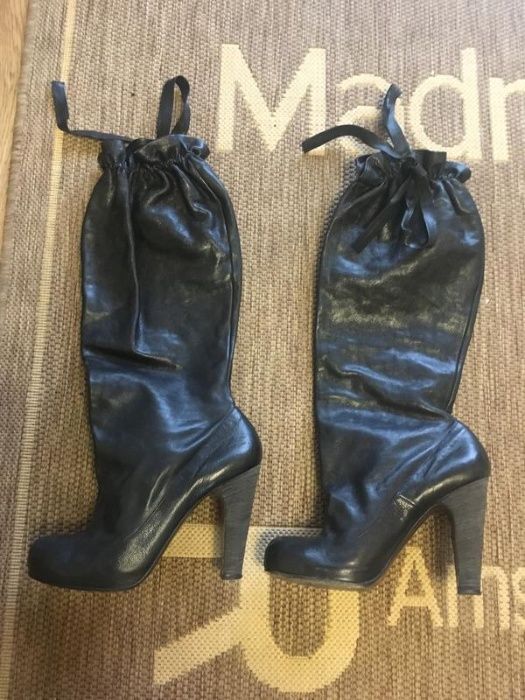 Фирменные кожаные сапоги Marc Jacobs
