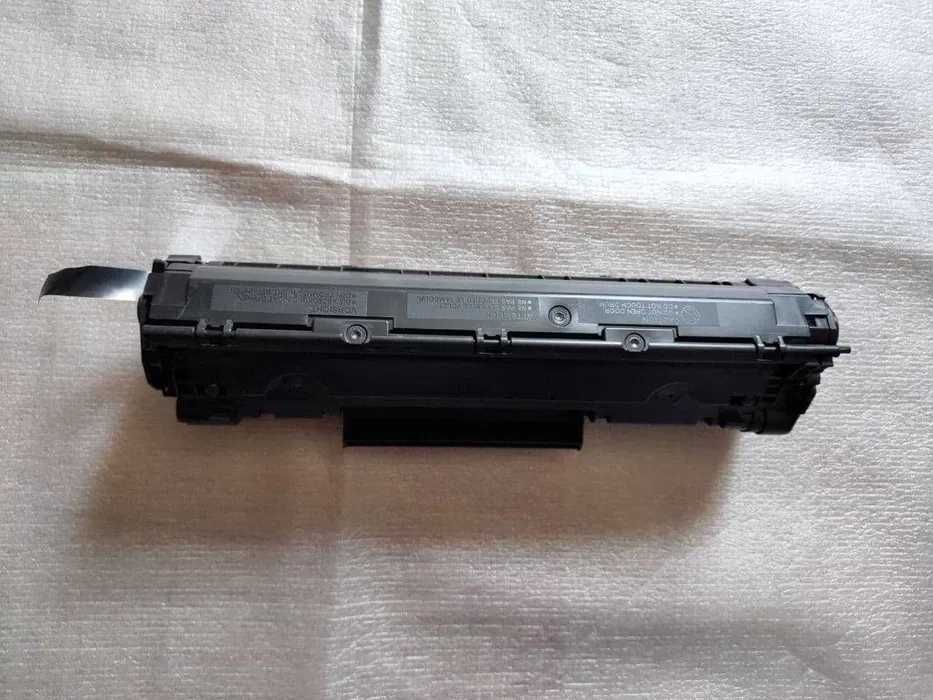 Продам новый картридж HP CB435A,  HP Q7553A