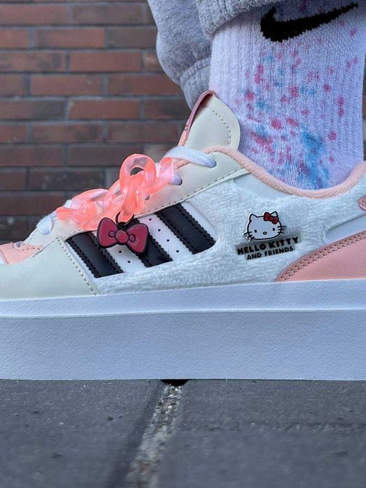 Жіночі Кросівки Adidas Forum Bonega x Hello Kitty Low Platform 36-40