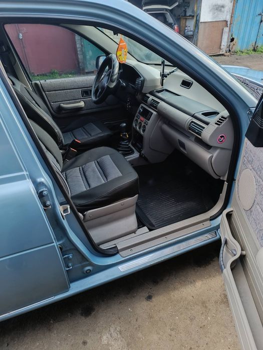 Land Rover 1.8 бензин