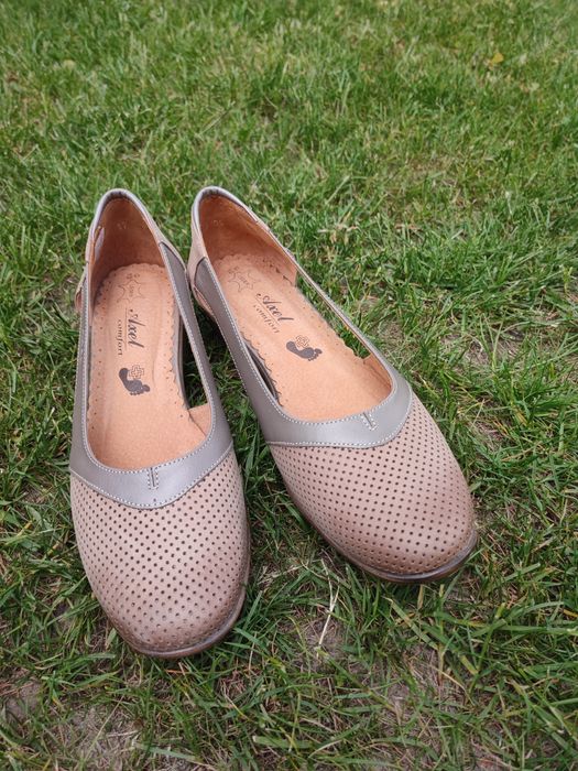 Wygodne buty , polski produkt 38