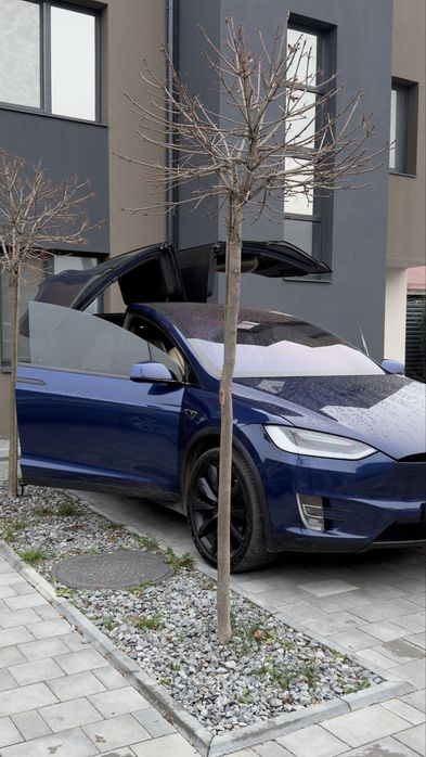 Tesla Model X P90D 772 л.с. 2016 року