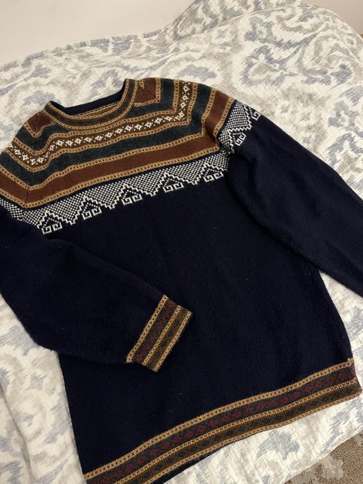 Lekki sweterek zimowy, świąteczny