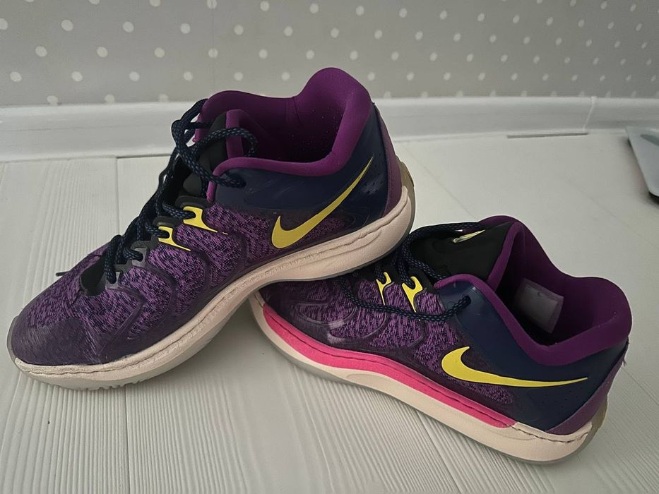 Продам оригинальные кроссовки для баскетбола Kd17