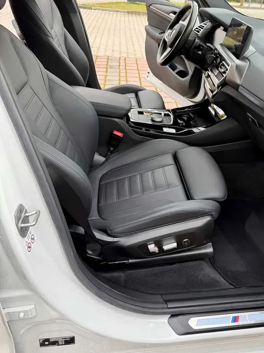 BMW iX3 Impressive      2023