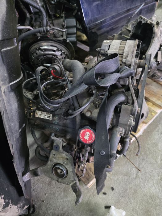Motor Renault super 5