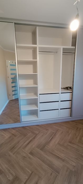 Szafa  na wymiar  ,,,
