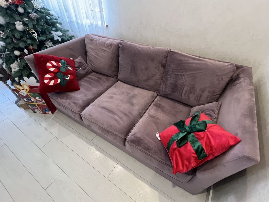 Диван цільний, тканина велюр, матеріал дерево