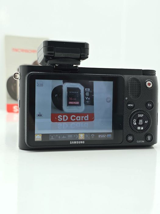 Samsung NX1000 гарний стан